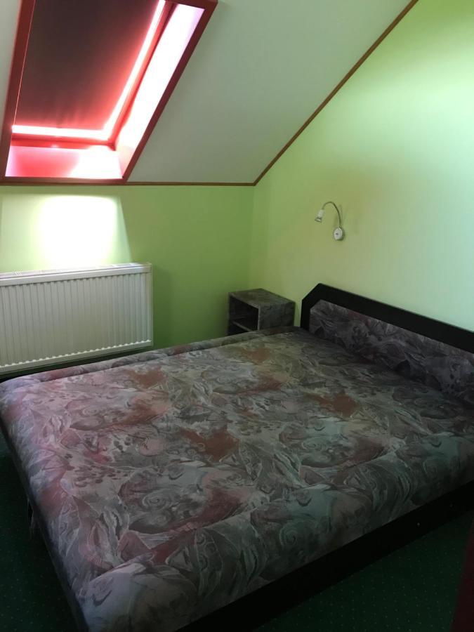 Koroes Hotel Kiskoros Buitenkant foto