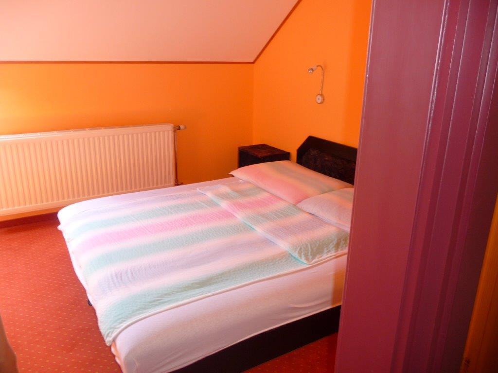 Koroes Hotel Kiskoros Buitenkant foto