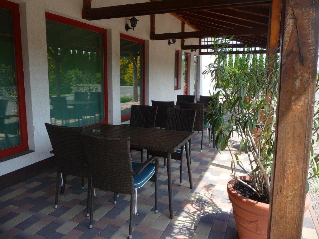 Koroes Hotel Kiskoros Buitenkant foto